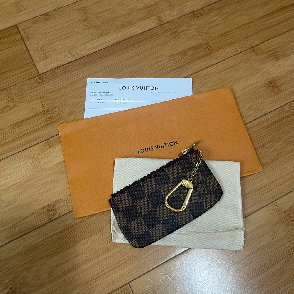 Pre loved LV Key Pouch